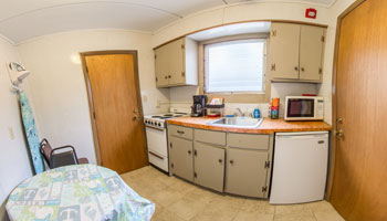 4018 Motel Kitchen 1 x350