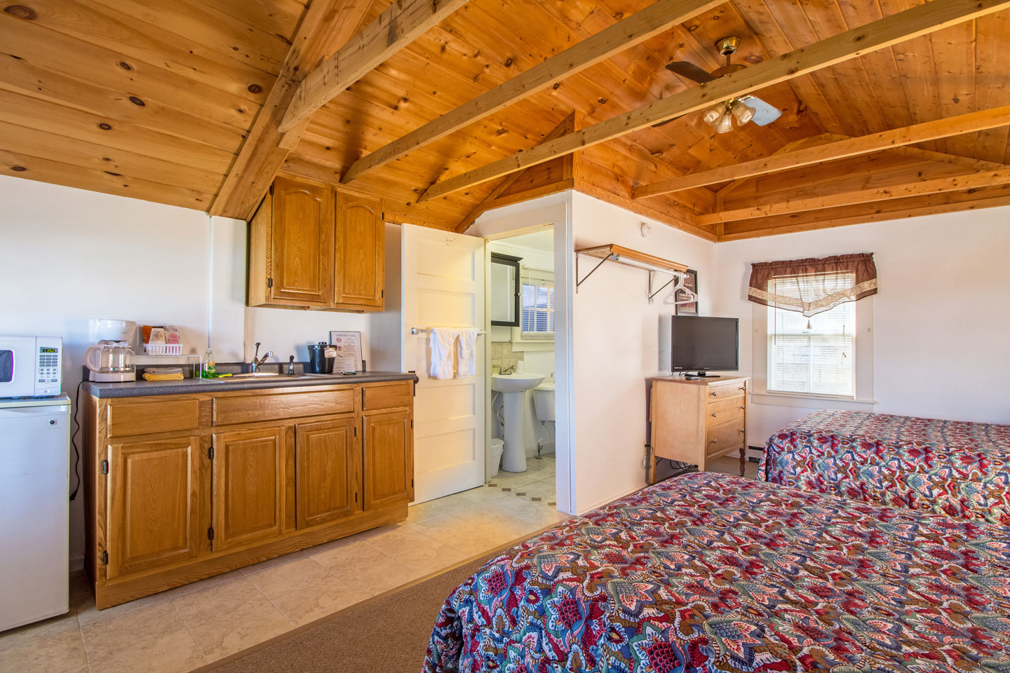 Large One Room Cottages Half Moon Motel & Cottages Weirs Beach